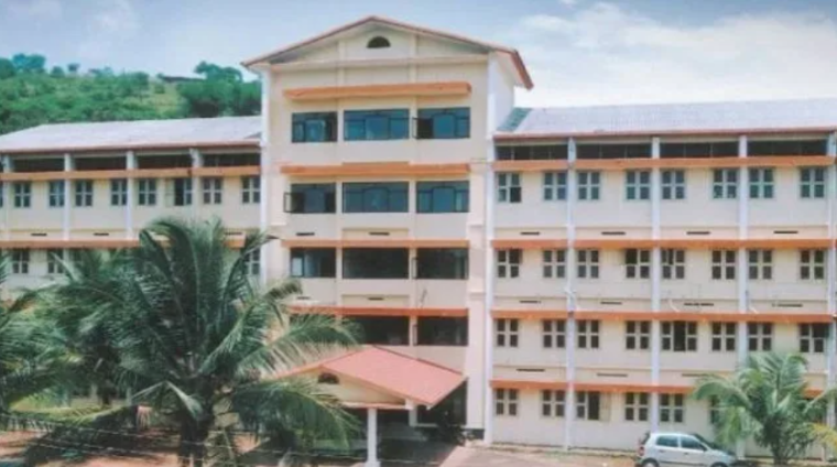 ACPM Medical College, Dhule